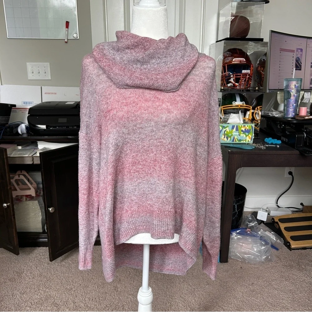 American Eagle Soft Purple Pink Oversized Dreamspun Cowl Neck Sweater Medium - Picture 2 of 9